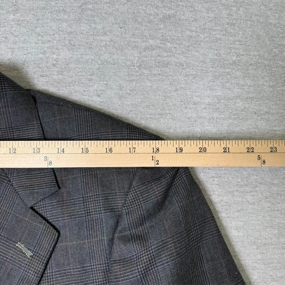 Vintage Cheshire Clothes Men's 42R Blazer‎ Sport Coat Gray Plaid Wool 2 Button